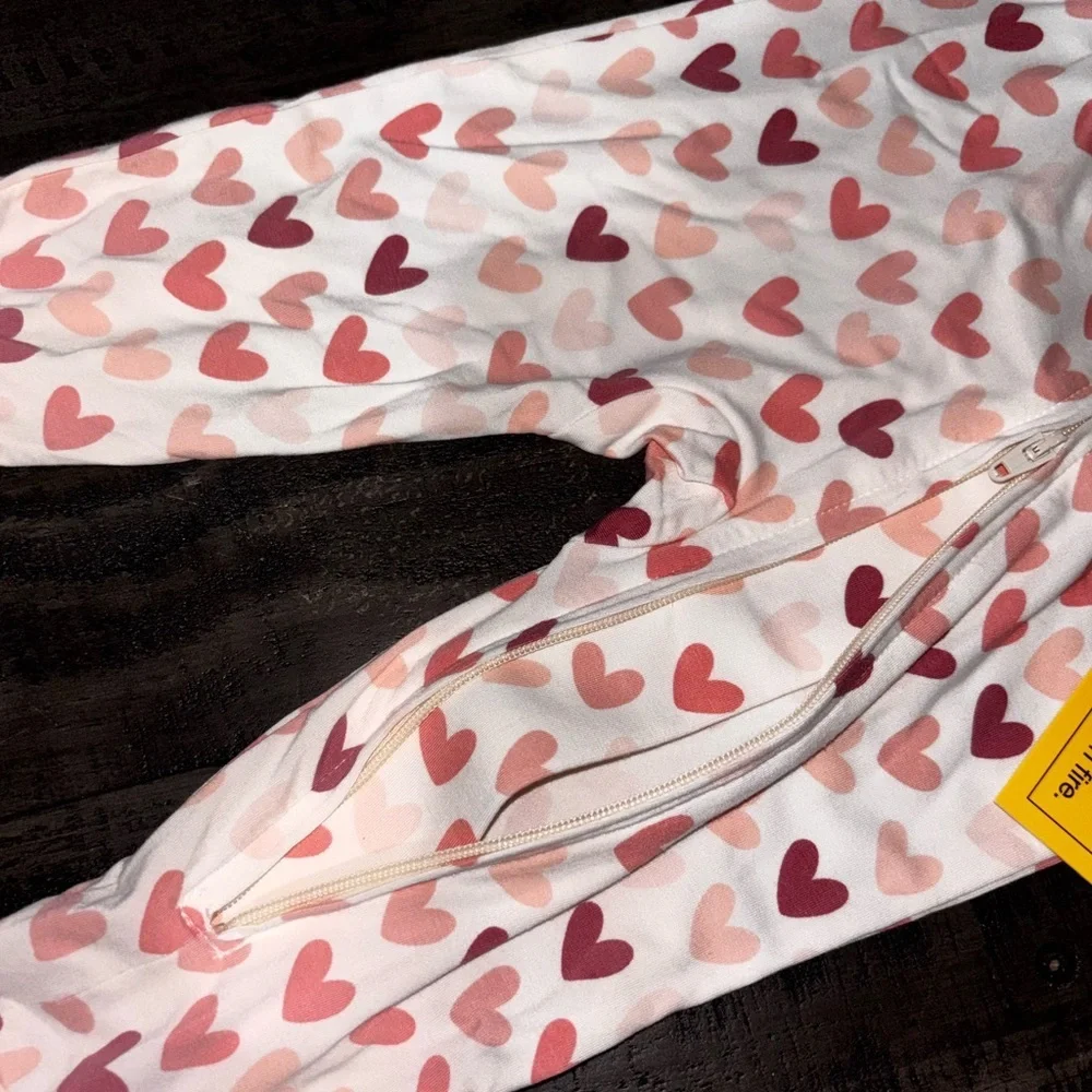 SWEET BAMBOO ZIPPER FOOTIE - PINK HEARTS Mulitple sizes available​​